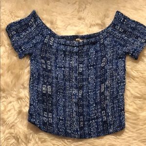 size medium form fitting off the shoulder crop top